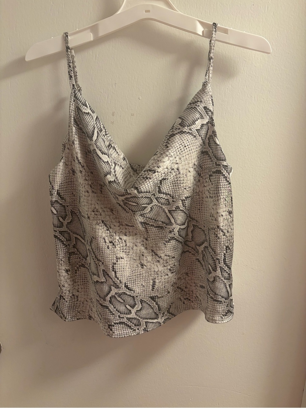 Forever 21 Snakeskin Print Satin Cowl Neck Cami Tank Top Size Medium